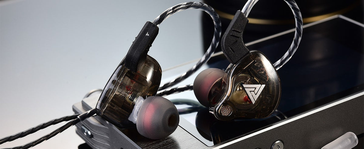 Audífonos QKZ para Juegos con Micrófono, Conector Universal de 3.5mm, Auriculare